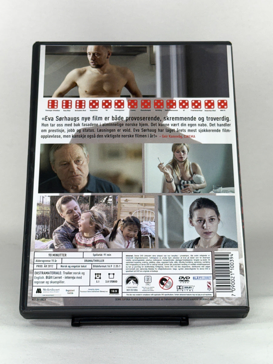 DVD-bakside til filmen 90 Minutter
Baksiden viser info, spesifikasjoner og eventuell ekstratekst – produktbilde fra nettbutikken Brukbar Film