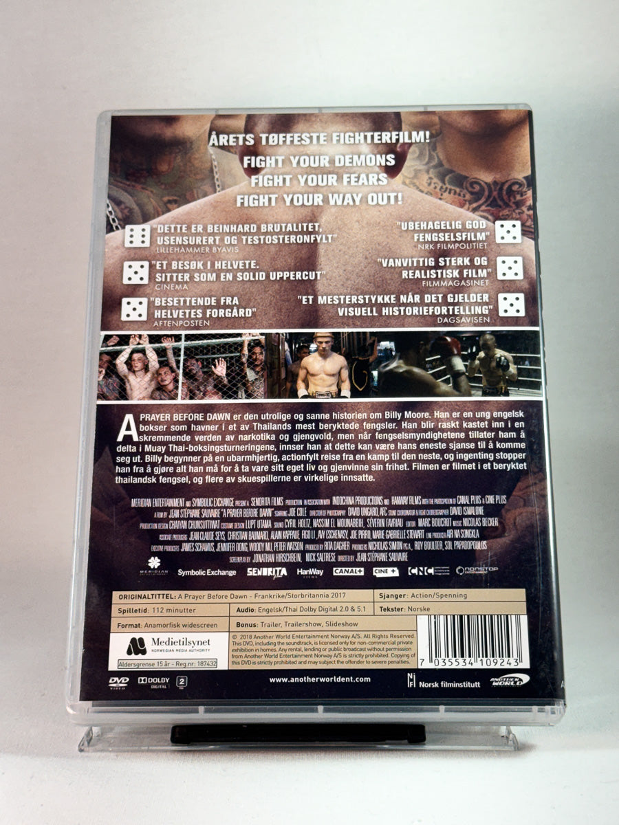 Bakside av cover til A Prayer Before Dawn, brukt original DVD hos Brukbar Film