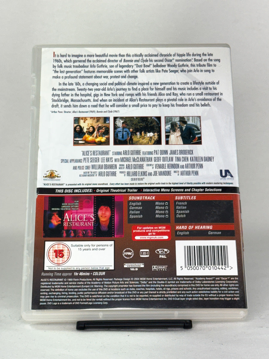 DVD-bakside til filmen Alice’s Restaurant
Baksiden viser info, spesifikasjoner og eventuell ekstratekst – produktbilde fra nettbutikken Brukbar Film