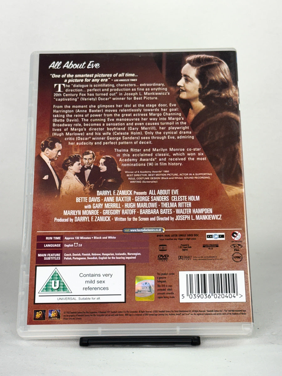 DVD-bakside til filmen All About Eve Studio Classics
Baksiden viser info, spesifikasjoner og eventuell ekstratekst – produktbilde fra nettbutikken Brukbar Film