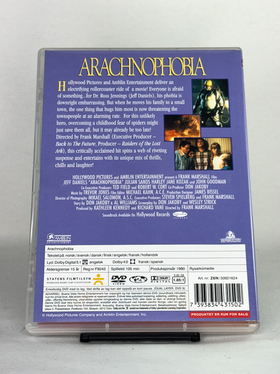 DVD-bakside til filmen Arachnophobia
Baksiden viser info, spesifikasjoner og eventuell ekstratekst – produktbilde fra nettbutikken Brukbar Film