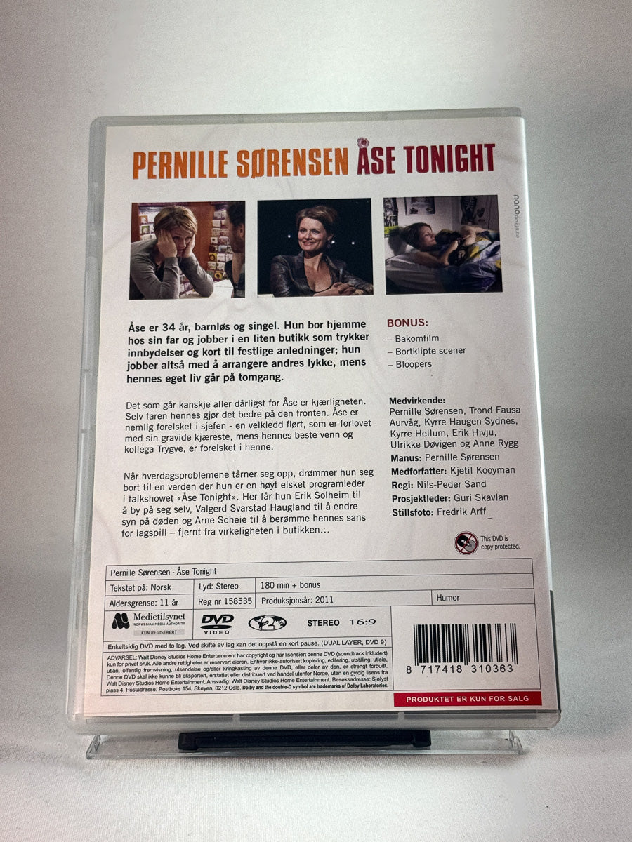 Bakside av cover til Åse Tonight, bruktfilm hos nettbutikken Brukbar Film