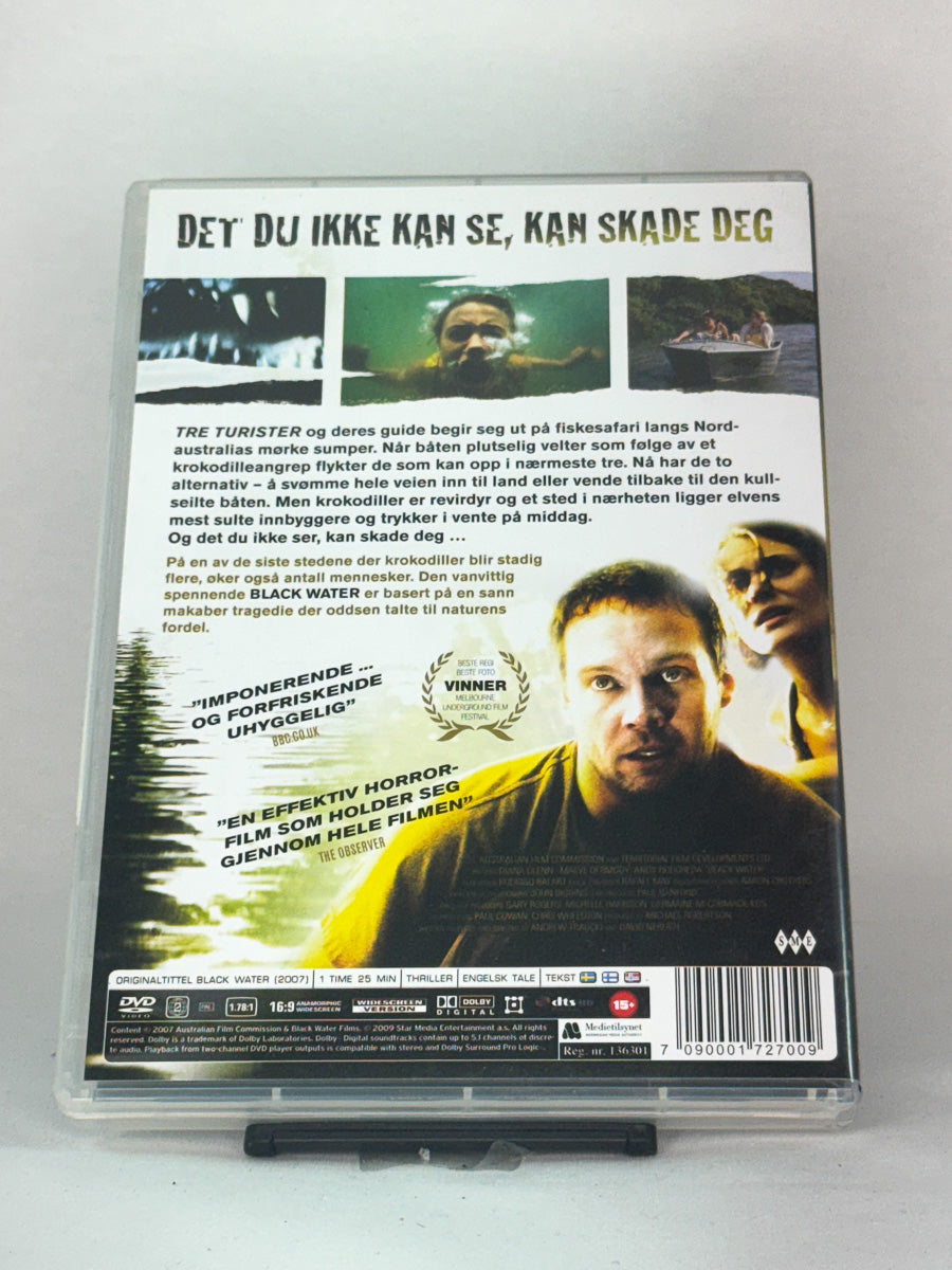 DVD-cover-bakside til filmen Black Water – Brukt DVD fra nettbutikken Brukbar Film
