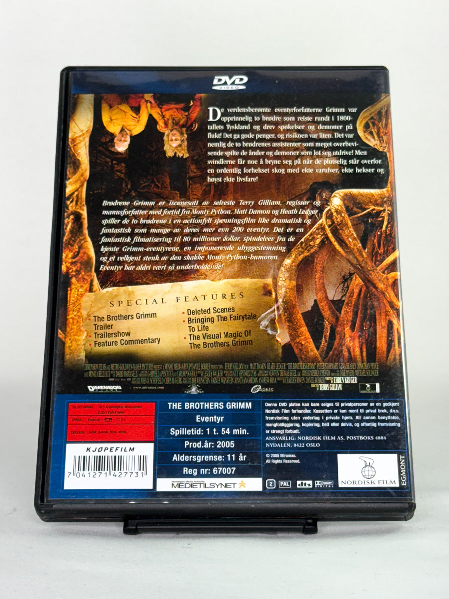 DVD-bakside til filmen Brødrene Grimm
Baksiden viser info, spesifikasjoner og eventuell ekstratekst – produktbilde fra nettbutikken Brukbar Film