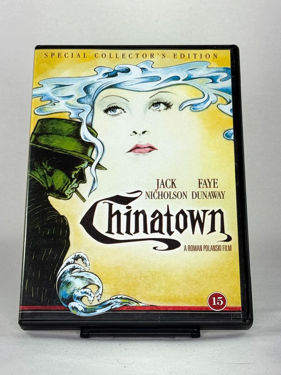 DVD-cover-forside til filmen Chinatown – Brukt DVD fra nettbutikken Brukbar Film