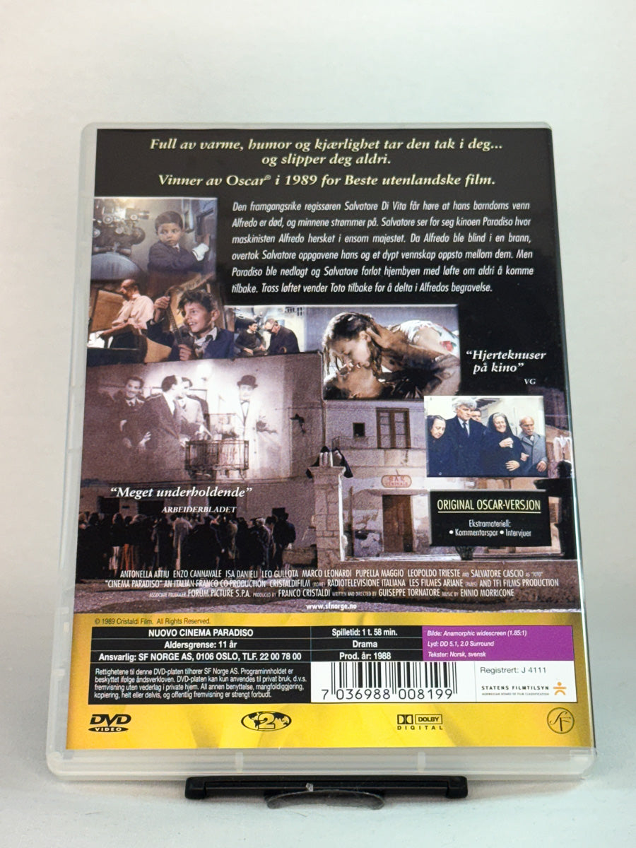 Bakside av DVD-cover til Cinema Paradiso – brukt DVD med filmomtale, ekstrainnhold og spesifikasjoner, Brukbar Film