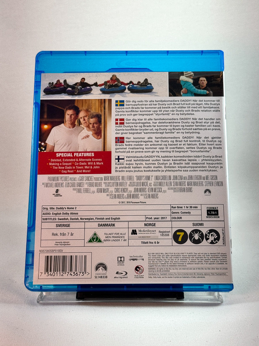 Bakside av cover til Daddy’s Home 2, bruktfilm hos nettbutikken Brukbar Film