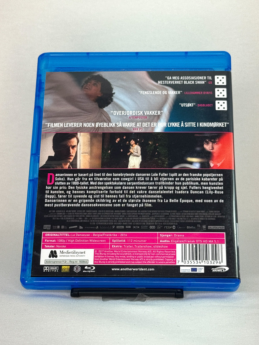 Bakside av Blu-ray-cover til Danserinnen – brukt originalfilm regissert av Stéphanie Di Giusto, hos Brukbar Film