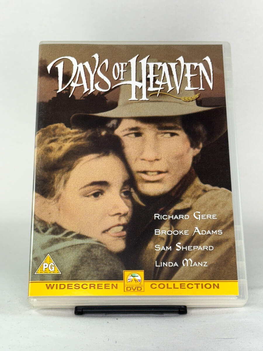 Forside av DVD-cover til Days of Heaven – Terrence Malicks poetiske mesterverk med Richard Gere, Brooke Adams og Sam Shepard, tilgjengelig hos Brukbar Film.