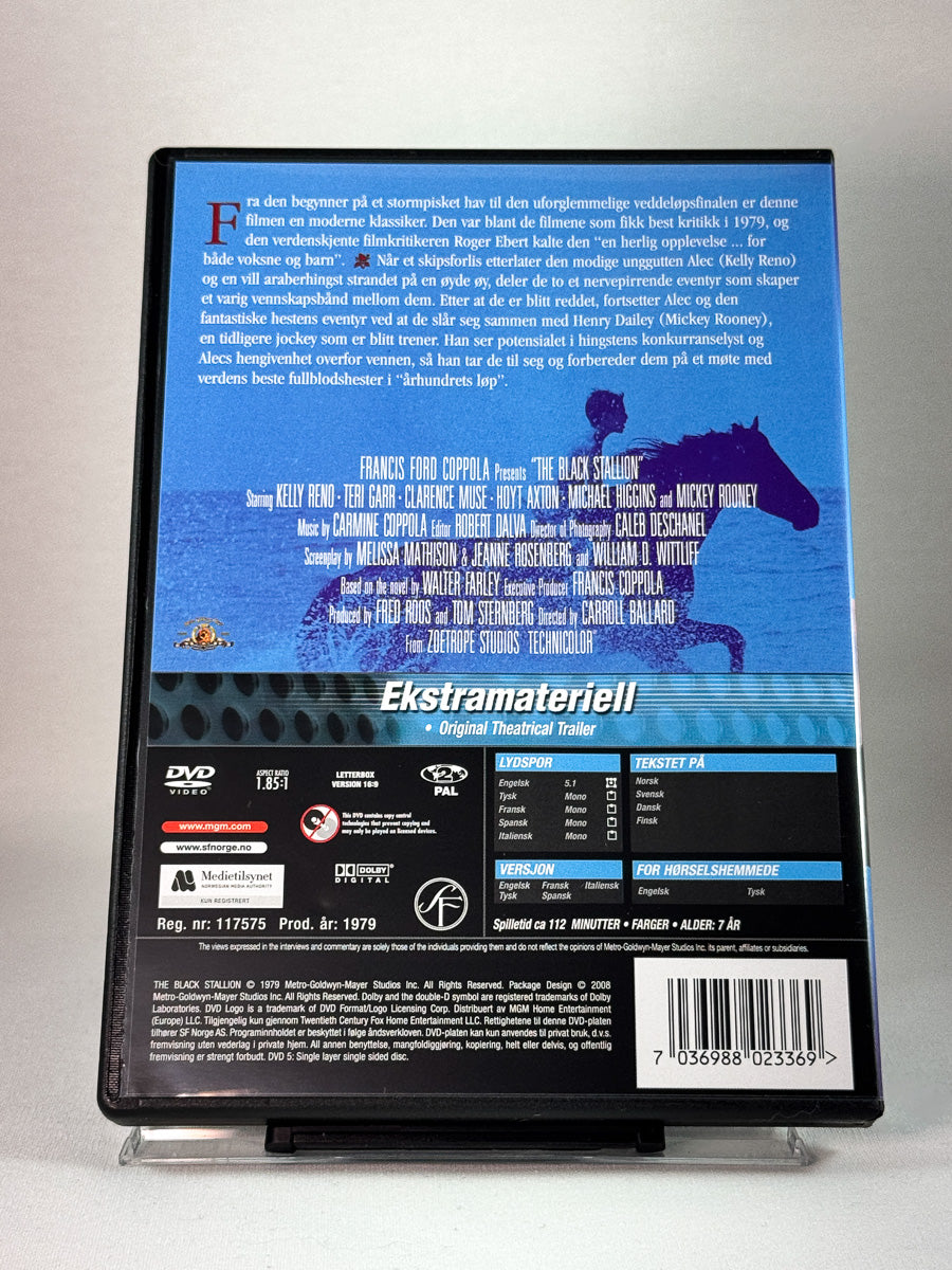 Bakside av cover til Den sorte hingsten, brukt original DVD hos Brukbar Film