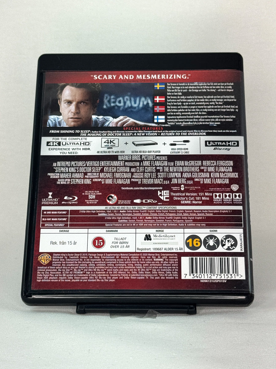 Bakside av DVD-cover til Doctor Sleep – brukt baksideomslag med filmfakta, original cover hos Brukbar Film
