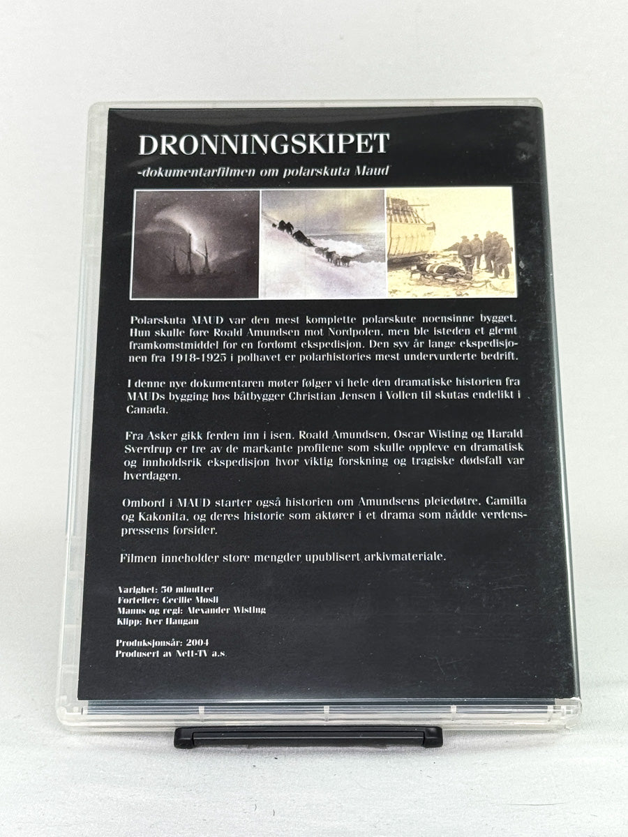 Bakside av Dronningskipet – norsk dokumentarfilm om polarforskningens dramatiske historie, brukt DVD fra Brukbar Film.