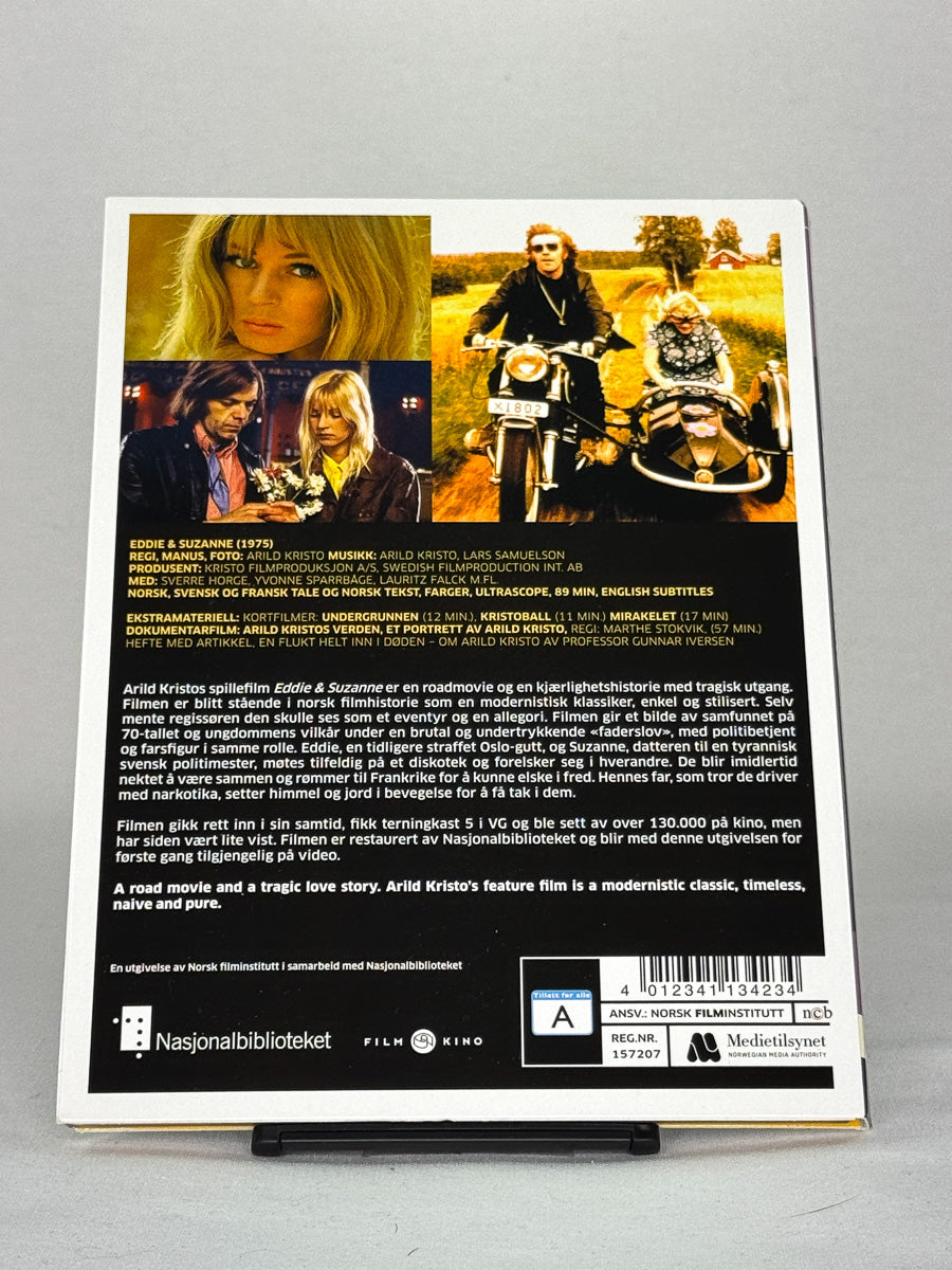 DVD-bakside til filmen Eddie & Suzanne
Baksiden viser info, spesifikasjoner og eventuell ekstratekst – produktbilde fra nettbutikken Brukbar Film