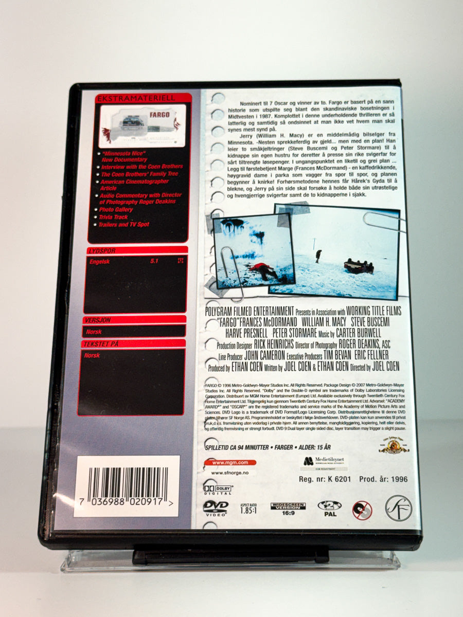 Bakside av cover til Fargo, bruktfilm hos nettbutikken Brukbar Film