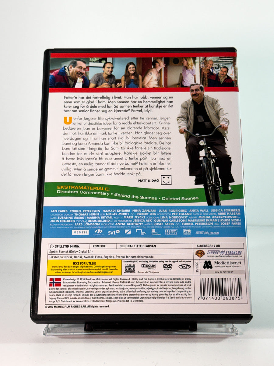 Bakside av cover til fatter’n, brukt original DVD hos Brukbar Film