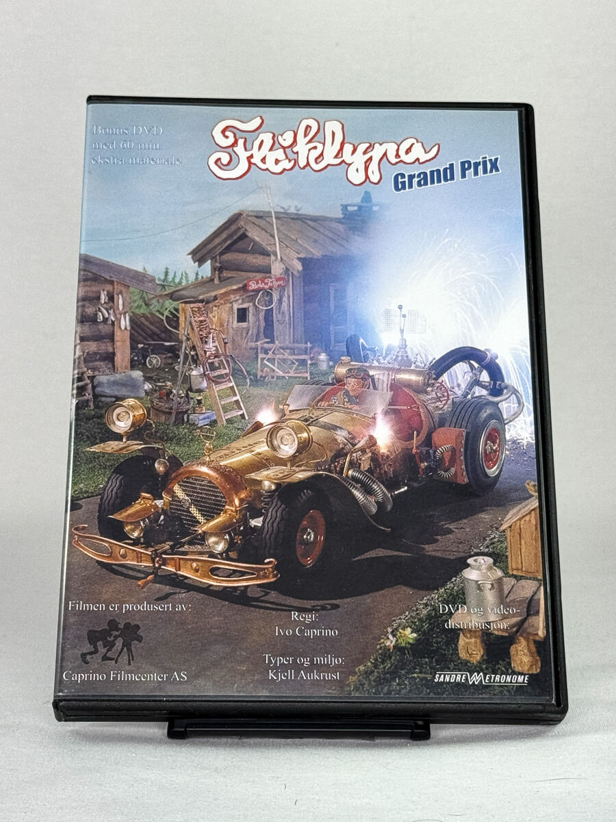 DVD-forside til filmen Flåklypa Grand Prix (Dobbel DVD)
Originalt cover brukt for produktbilde i nettbutikken Brukbar Film