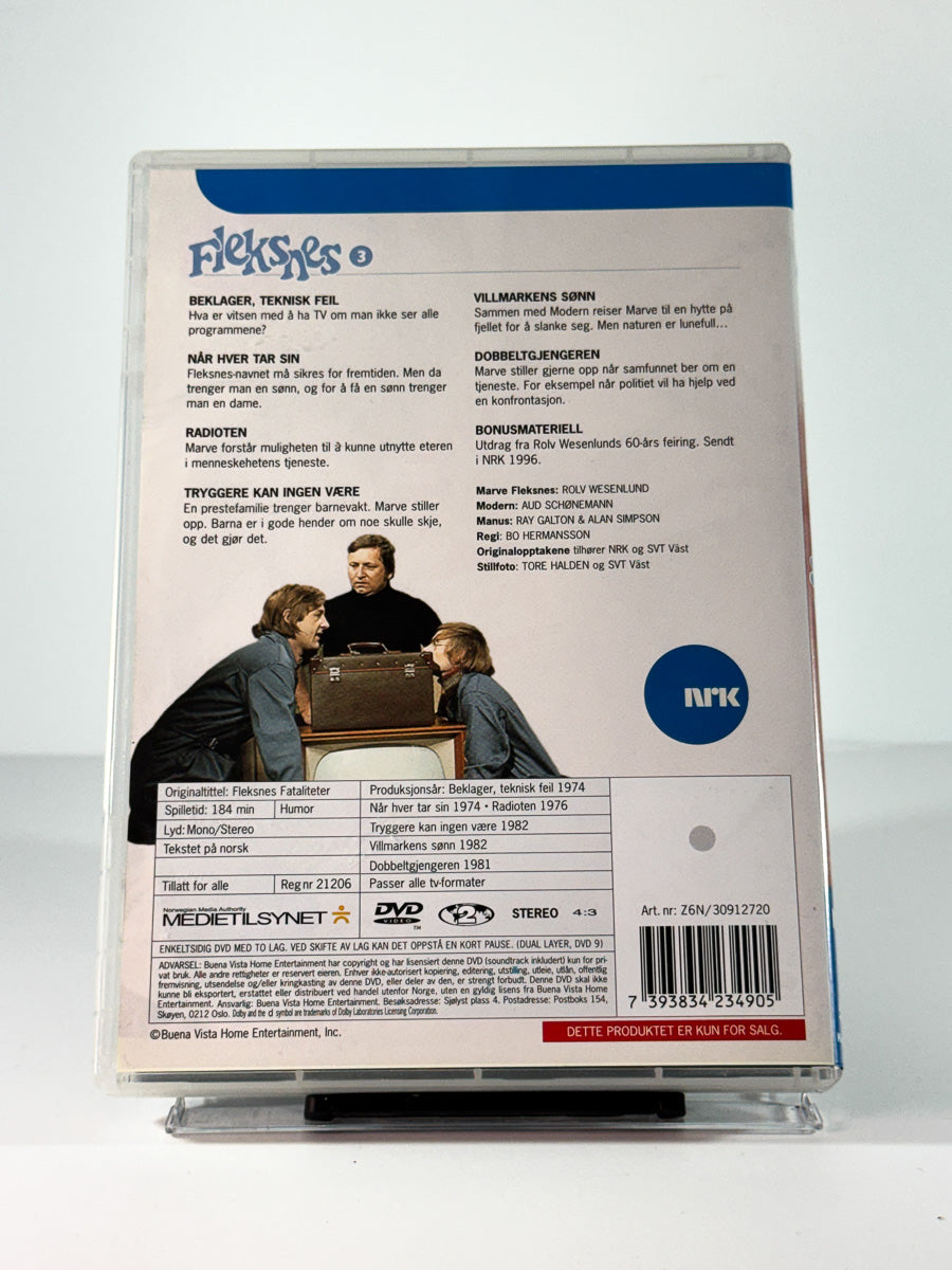 Bakside av cover til Fleksnes 3, bruktfilm på DVD hos Brukbar Film
