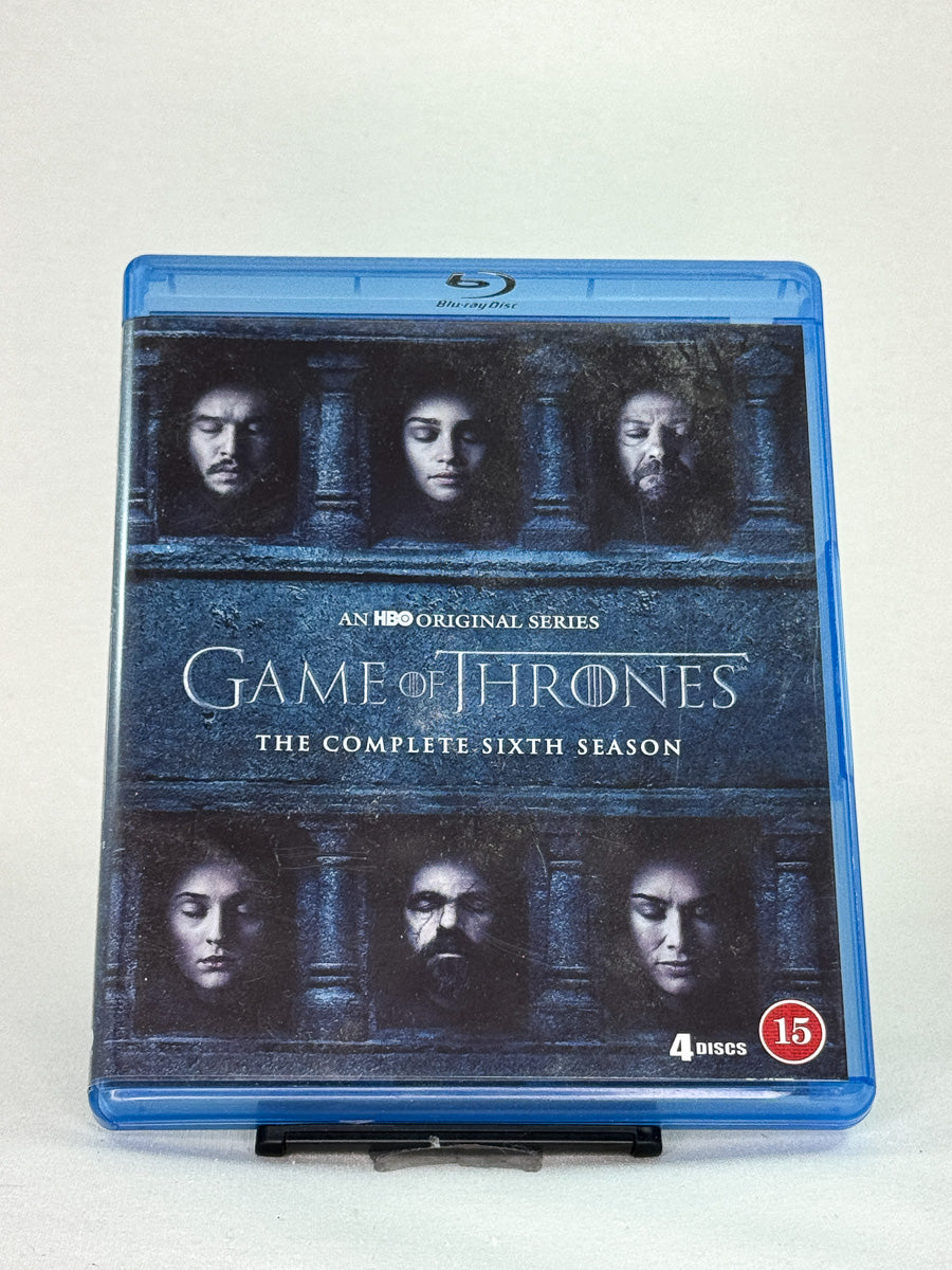 Forside av Blu-raycover til Game of Thrones – Sesong 6 – kampen om tronen intensiveres, brukt Blu-ray hos Brukbar Film