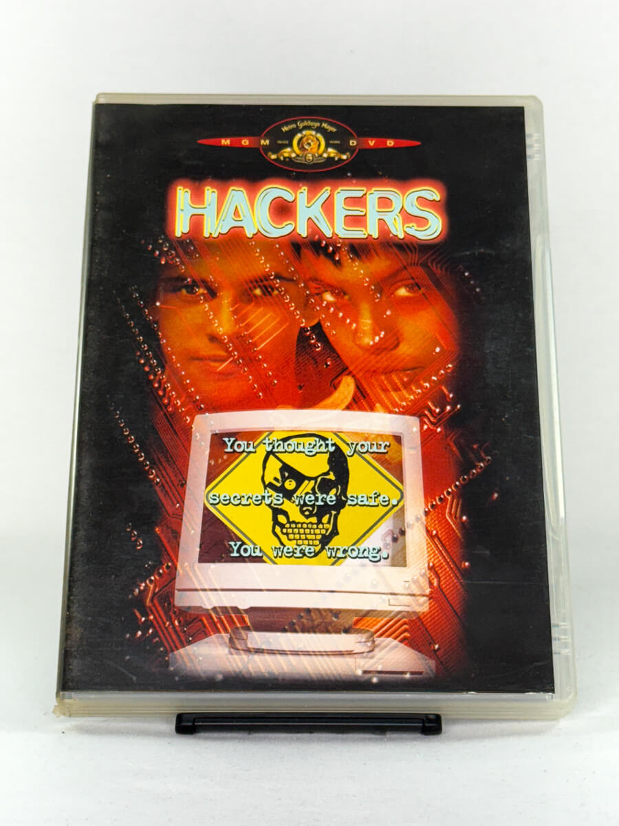DVD-forside til filmen Hackers Norsk omslag
Originalt cover brukt for produktbilde i nettbutikken Brukbar Film