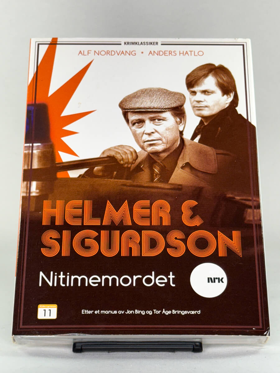 DVD-forside til filmen Helmer & Sigurdson - Nitimemordet
Originalt cover brukt for produktbilde i nettbutikken Brukbar Film