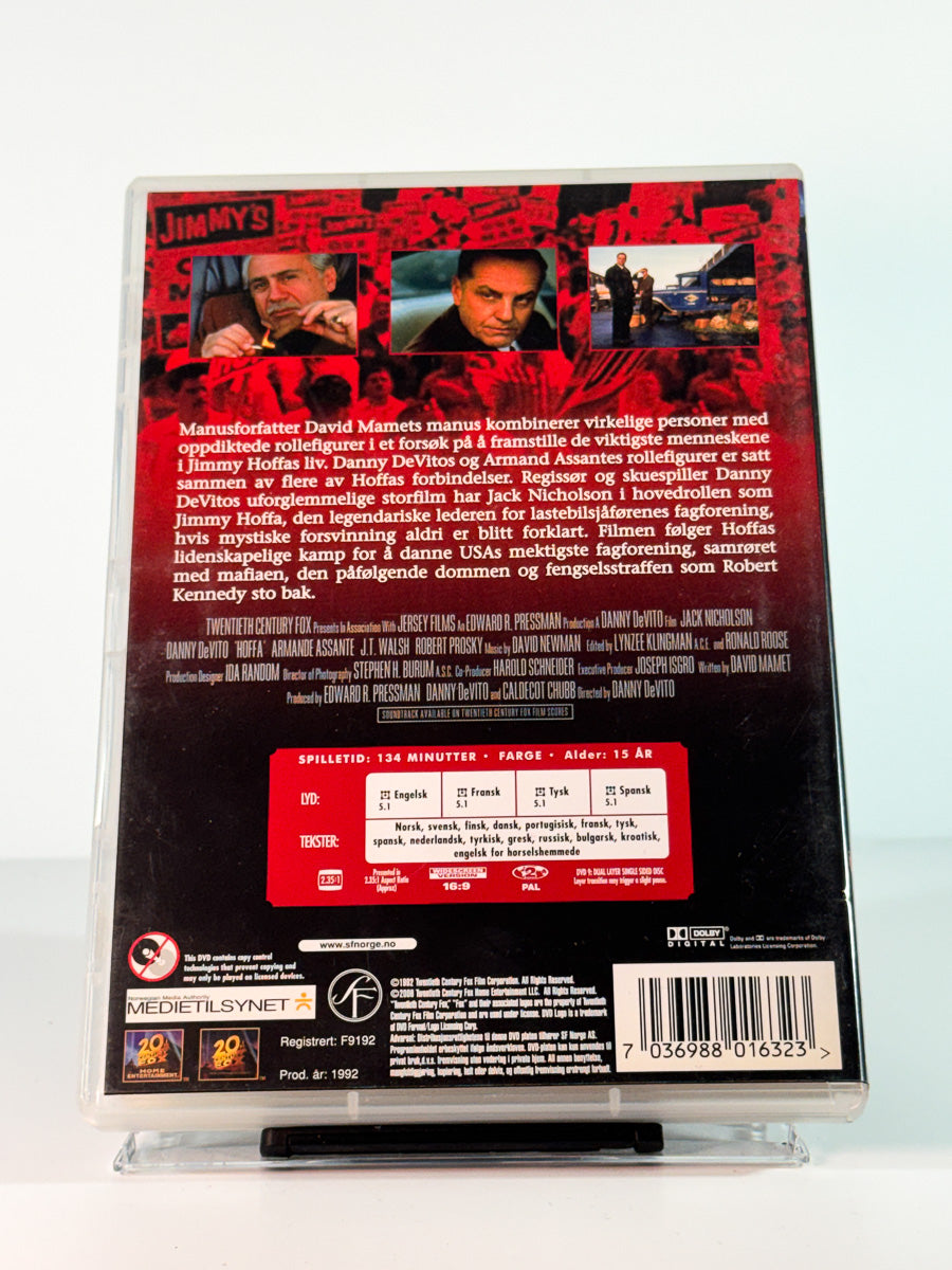 Bakside av cover til Hoffa, bruktfilm på DVD hos Brukbar Film