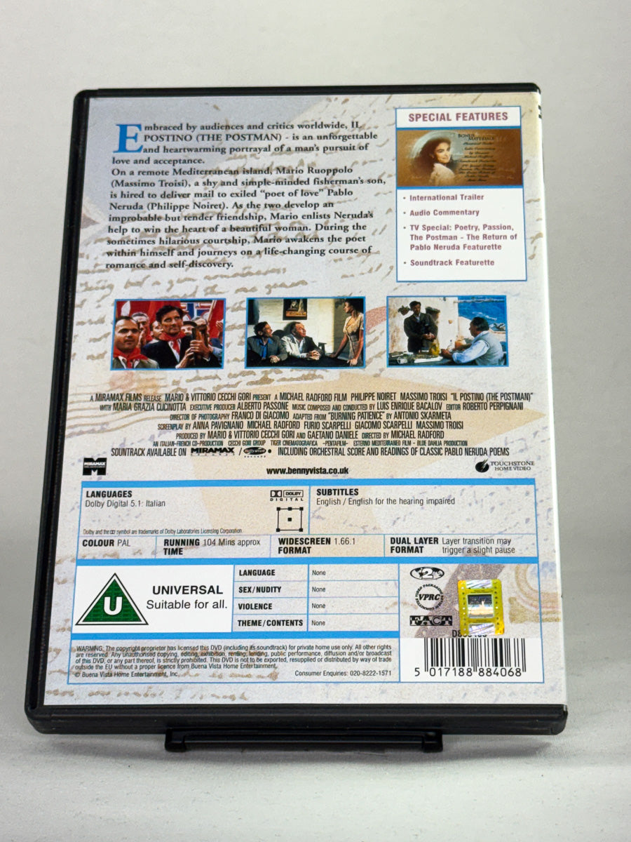 Bakside av DVD-cover til Il Postino – The Postman – prisbelønt italiensk drama om vennskap og poesi, brukt DVD tilgjengelig hos Brukbar Film