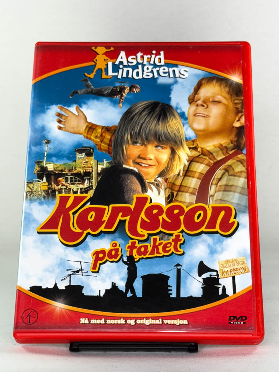 DVD-forside til filmen Karlsson på taket
Originalt cover brukt for produktbilde i nettbutikken Brukbar Film