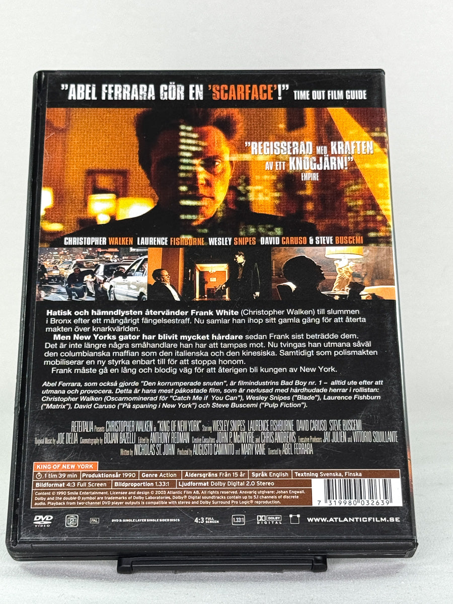 Bakside av DVD-cover til King of New York – hardbarket gangsterdrama med kultstatus – original brukt DVD hos Brukbar Film.