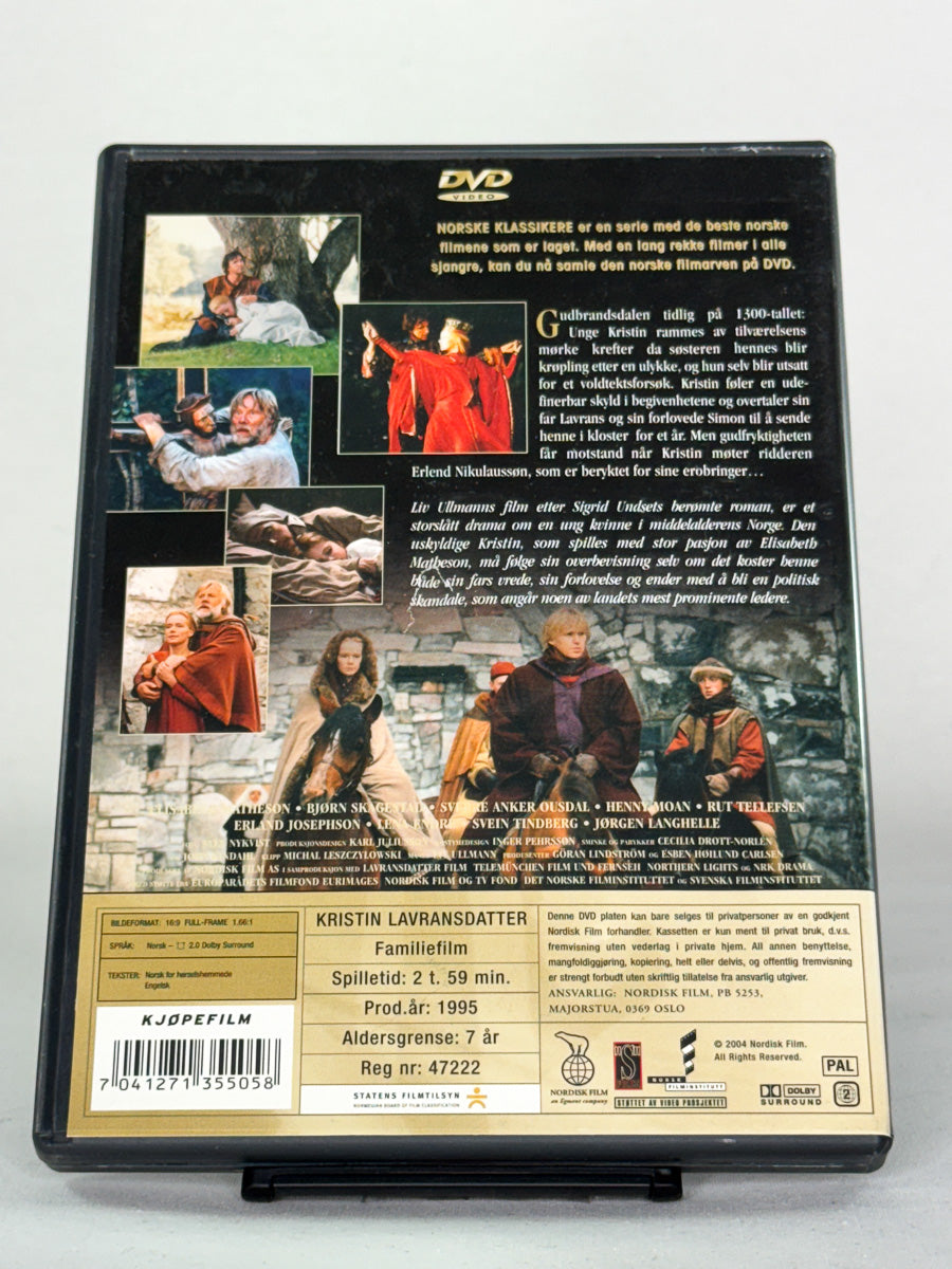 DVD-bakside til filmen Kristin Lavransdatter
Baksiden viser info, spesifikasjoner og eventuell ekstratekst – produktbilde fra nettbutikken Brukbar Film