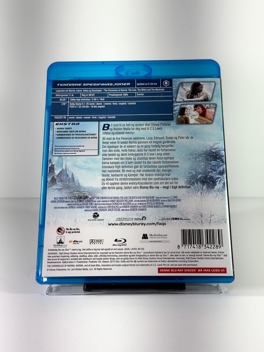 Bakside av cover til Legenden om Narnia – Løven, Heksa og Klesskapet på Blu-ray