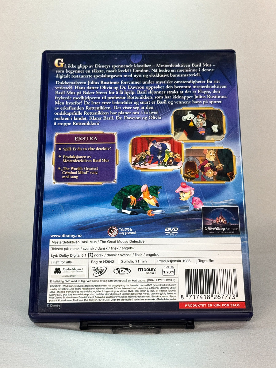 DVD-bakside til filmen Mesterdetektiven Basil Mus
Baksiden viser info, spesifikasjoner og eventuell ekstratekst – produktbilde fra nettbutikken Brukbar Film