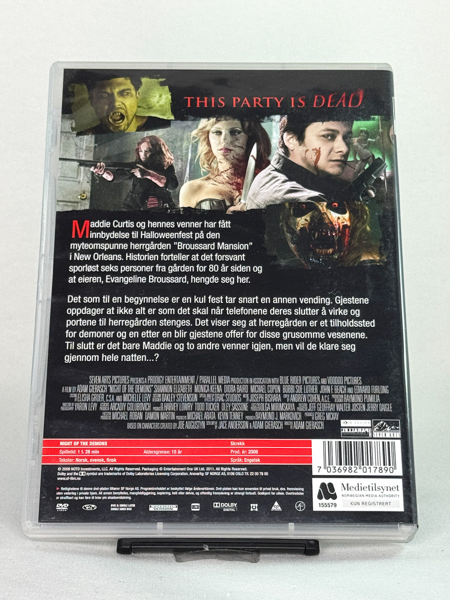 Bakside av DVD-cover til Night of the Demons – inneholder filmomtale, bilder og spesifikasjoner, brukt DVD fra Brukbar Film.
