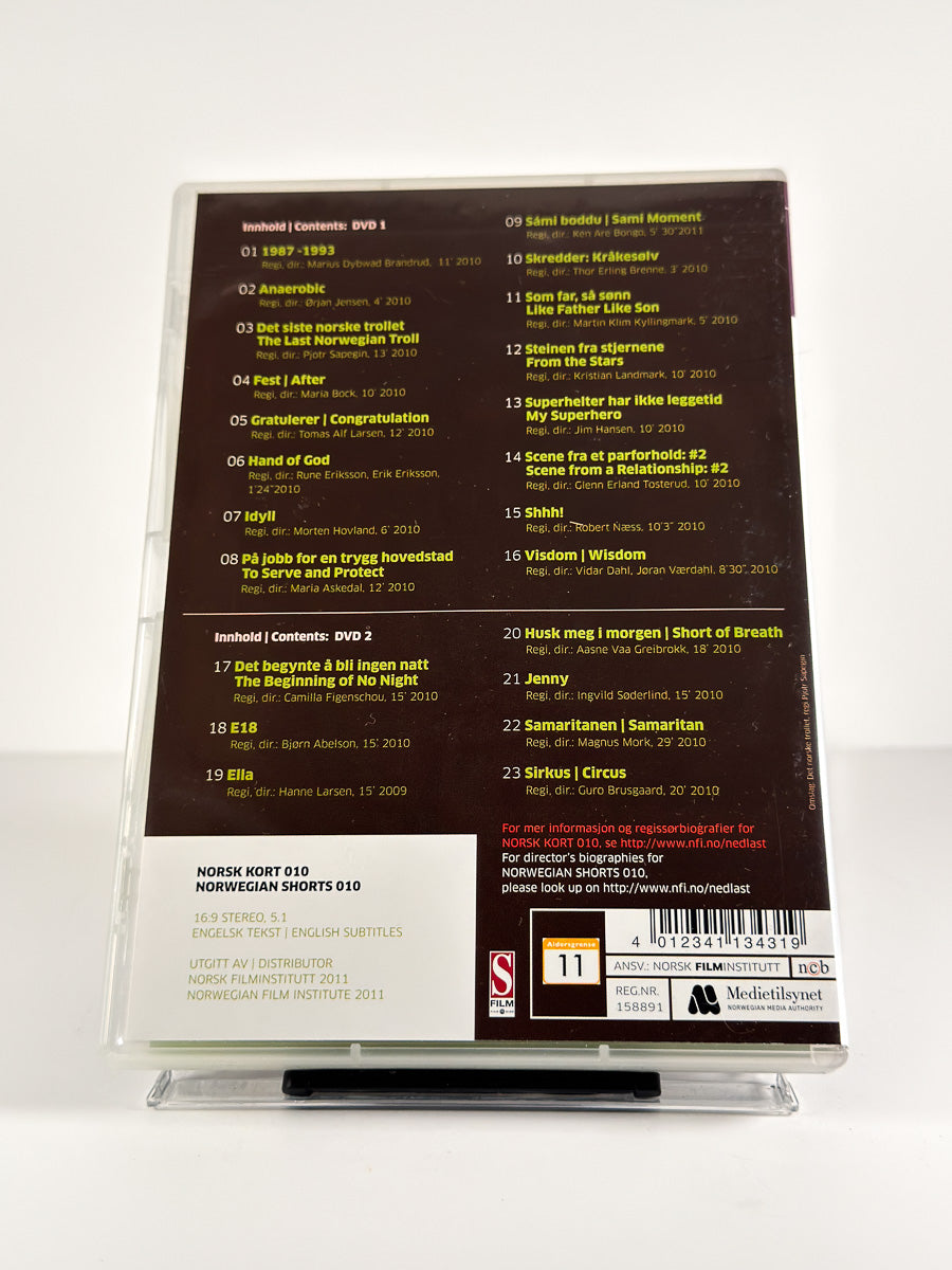 Bakside av cover til Norsk kort 010 på DVD