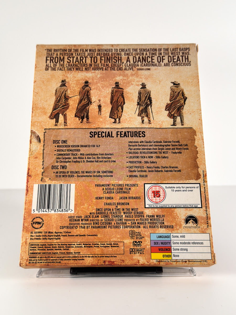 Bakside av cover til Once Upon a Time in the West på DVD