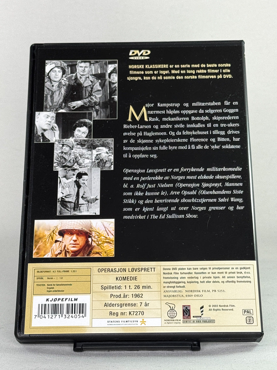 DVD-bakside til filmen Operasjon Løvsprett
Baksiden viser info, spesifikasjoner og eventuell ekstratekst – produktbilde fra nettbutikken Brukbar Film