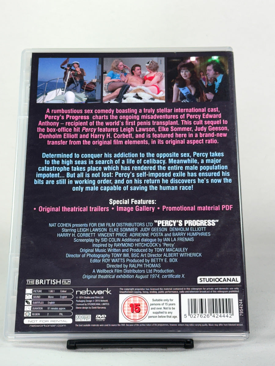 Bakside av DVD-cover Percy’s Progress – brukt britisk kultkomedie med klassisk 70-talls humor, tilgjengelig hos Brukbar Film