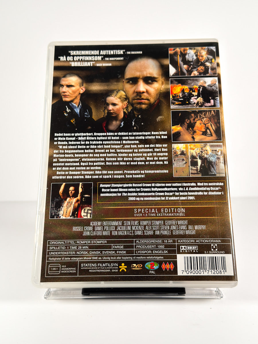 Bakside av cover til Romper Stomper på DVD