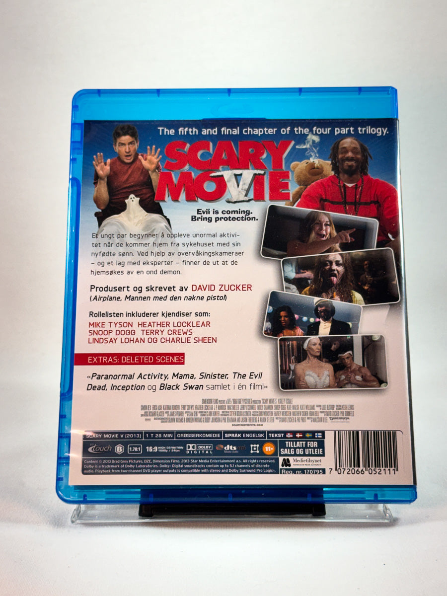 Bakside av cover til Scary Movie 5, brukt Blu-ray hos Brukbar Film