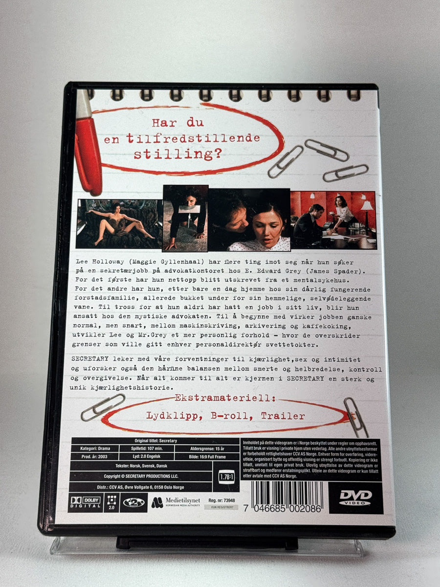 Bakside av DVD-cover til Secretary, bruktfilm hos nettbutikken Brukbar Film