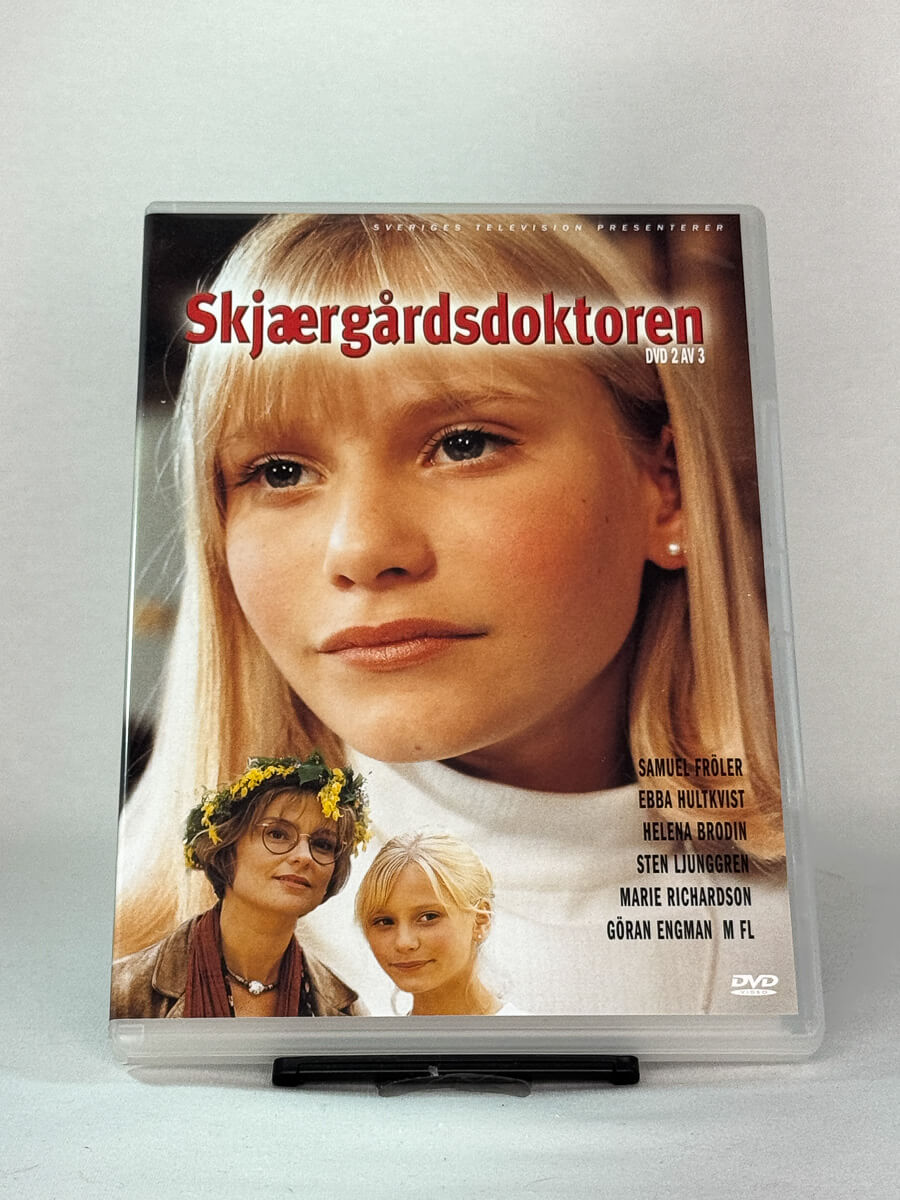 DVD-cover-forside til serien Skjærgårdsdoktoren (del 7–12) – Brukt DVD fra nettbutikken Brukbar Film