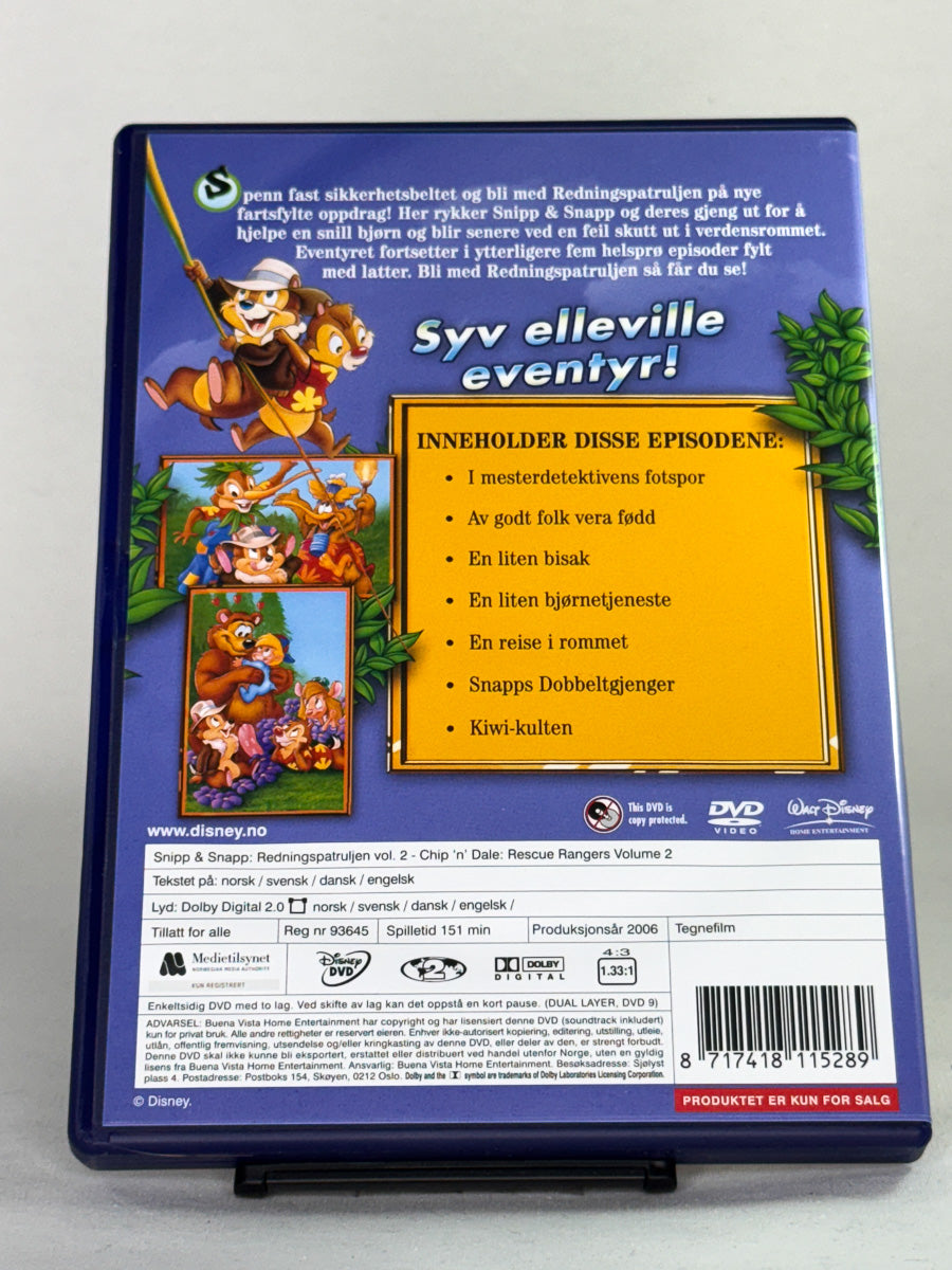 DVD-bakside til filmen Snipp & Snapp: Redningspatruljen Vol. 2
Baksiden viser info, spesifikasjoner og eventuell ekstratekst – produktbilde fra nettbutikken Brukbar Film