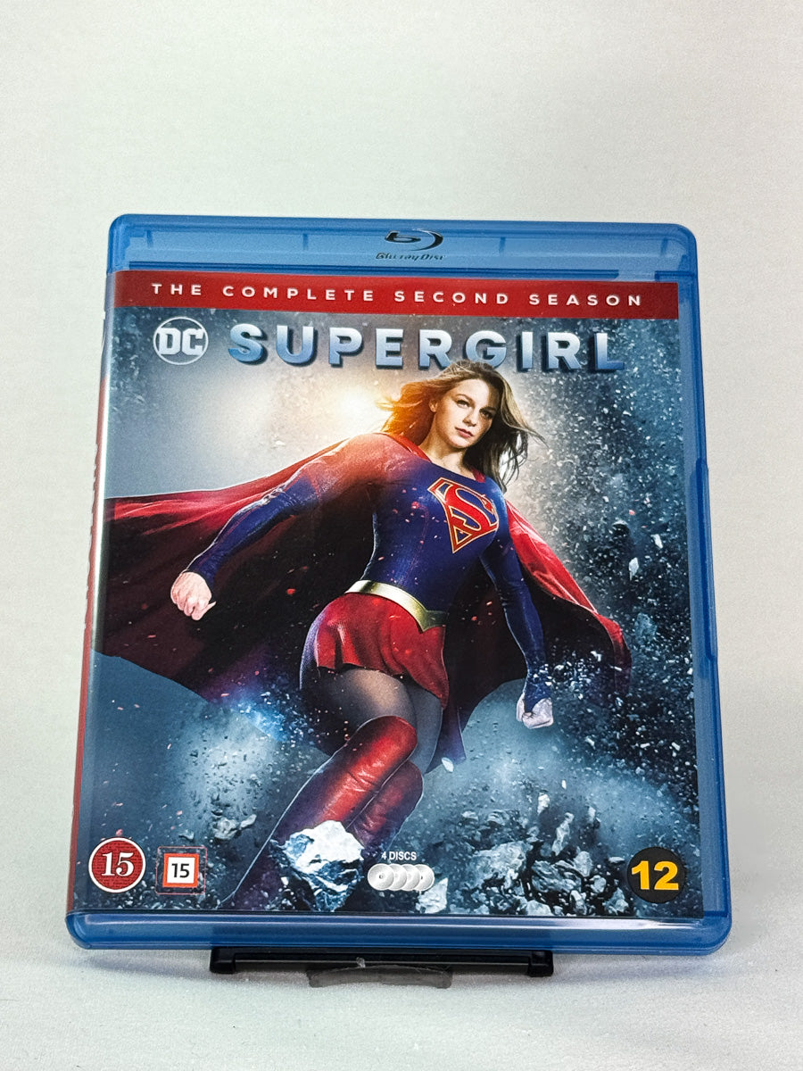 Blu-ray-cover forside av Supergirl sesong 2 – brukt originalserie på Blu-ray, tilgjengelig hos Brukbar Film