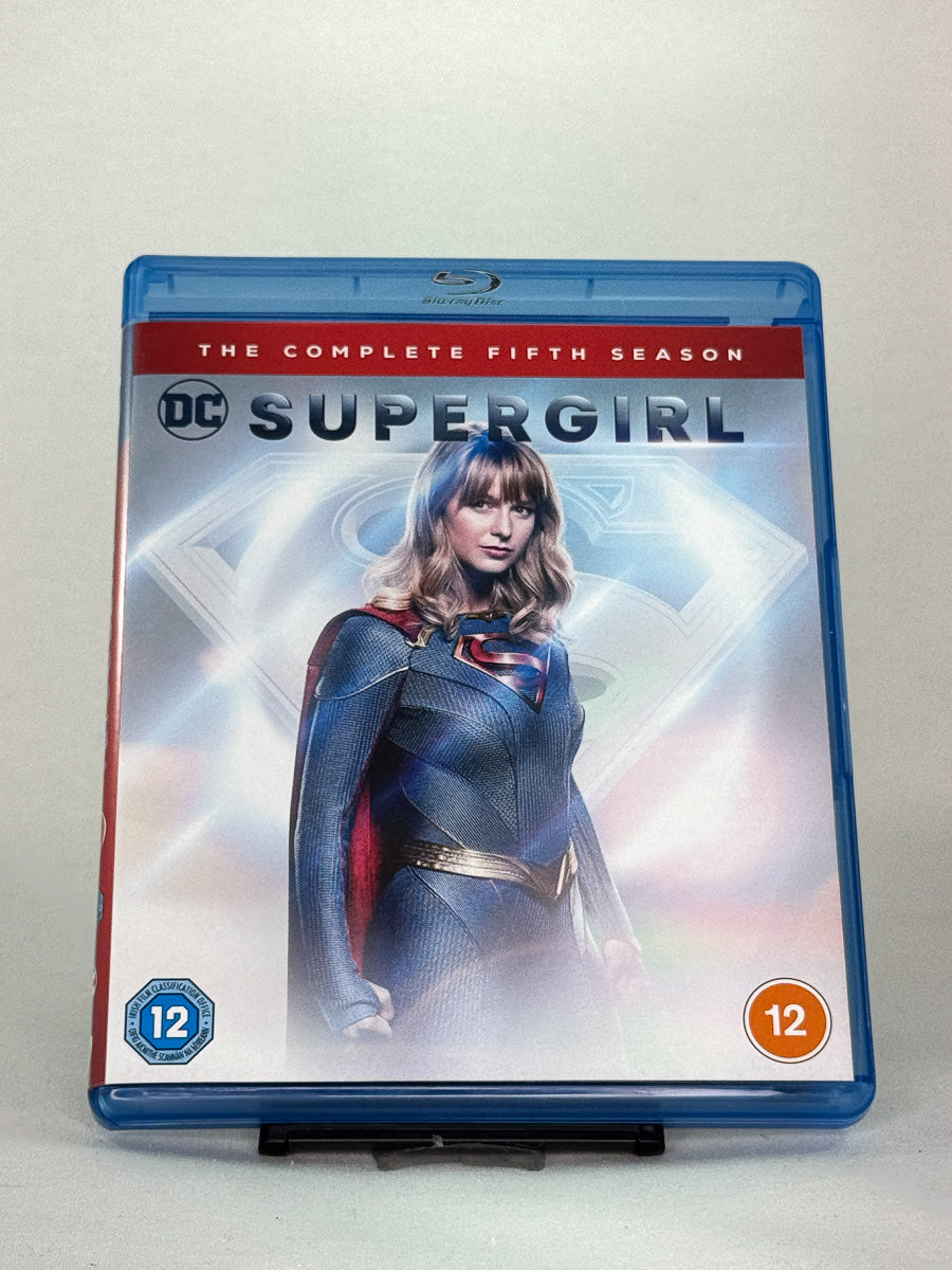 Forside av Blu-ray-cover til Supergirl sesong 5 – brukt originalserie på Blu-ray fra Brukbar Film