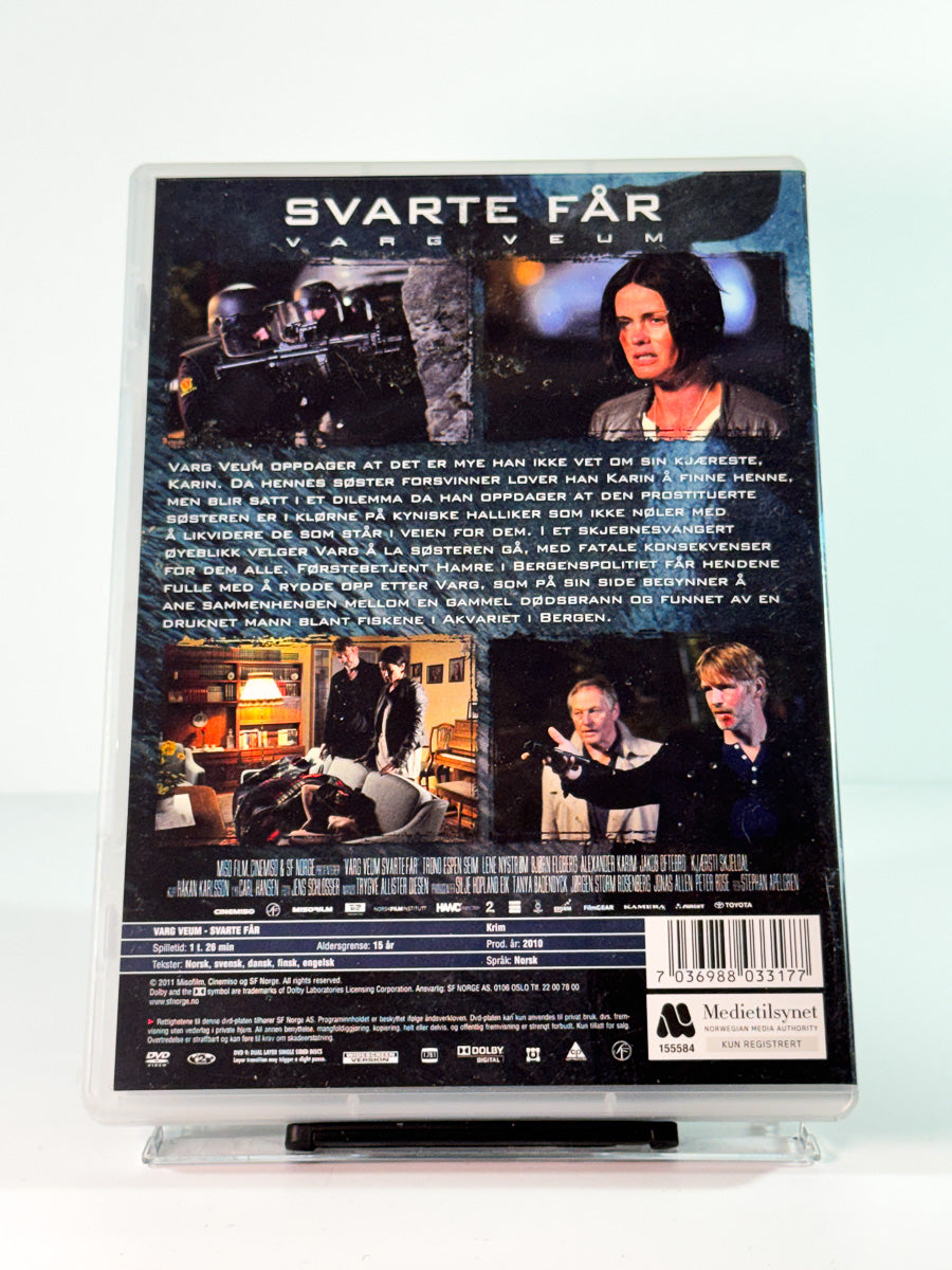 Bakside av cover til svarte far, brukt original DVD hos Brukbar Film