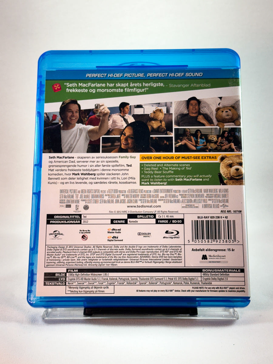Bakside av cover til Ted, brukt Blu-ray hos Brukbar Film