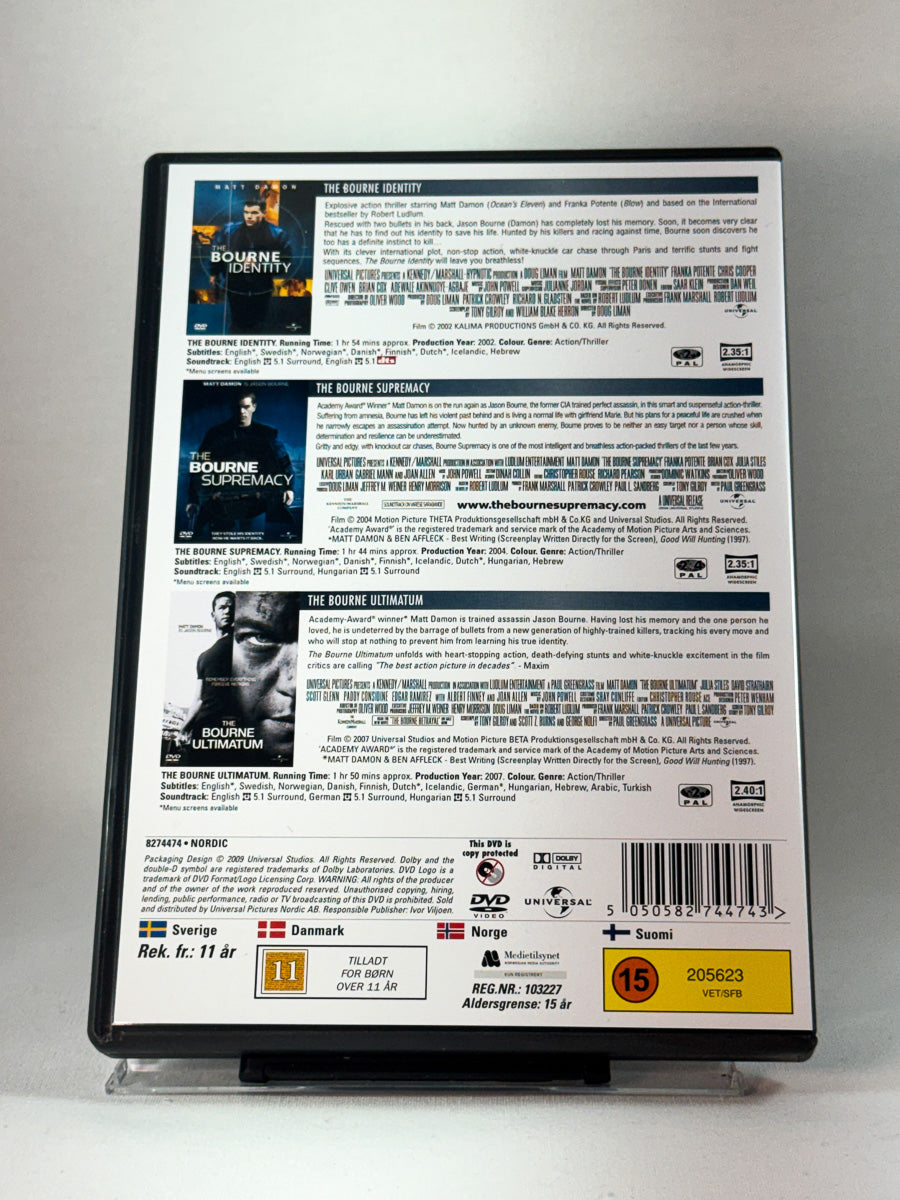 Bakside av DVD-cover for The Bourne Trilogy, bruktfilm hos nettbutikken Brukbar Film