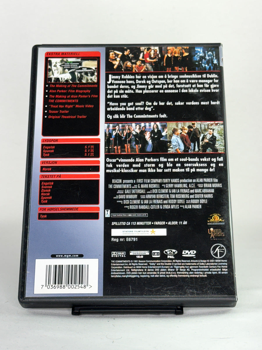 Bakside av The Commitments – klassisk feelgoodfilm med ikonisk soundtrack og ekte 90-tallssjel, brukt DVD fra Brukbar Film.