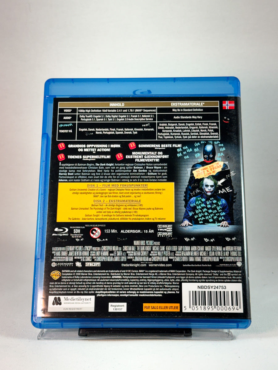 Bakside av cover til The Dark Knight, brukt Blu-ray hos Brukbar Film