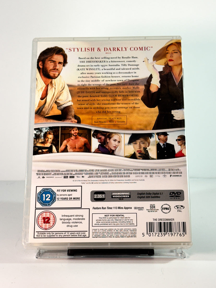Bakside av cover til the dressmaker, brukt original DVD hos Brukbar Film
