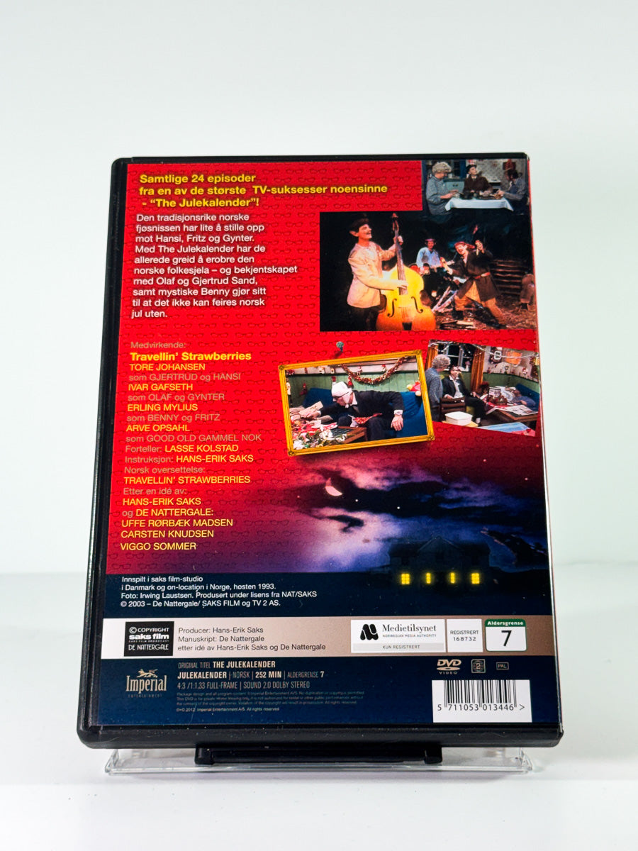 Bakside av cover til The Julekalender, bruktfilm på DVD hos Brukbar Film